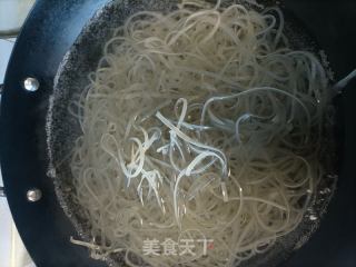 家常酸辣粉的做法步骤：15