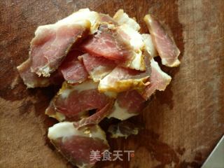 红薯蒸腊肉的做法步骤：5