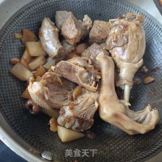 酸萝卜炖大鹅的做法步骤：16