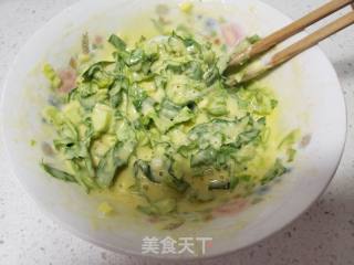 油麦菜鸡蛋饼的做法步骤：6