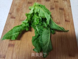 油麦菜鸡蛋饼的做法步骤：1