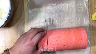 超级厚实红丝绒旋风卷，有颜值又美味，口感细腻绵柔。的做法步骤：21