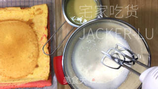 超级厚实红丝绒旋风卷，有颜值又美味，口感细腻绵柔。的做法步骤：16