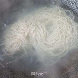 肉丁韭菜打卤面的做法步骤：11