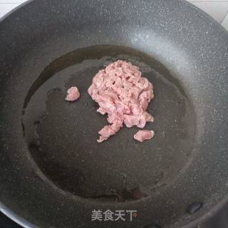 肉丁韭菜打卤面的做法步骤：5