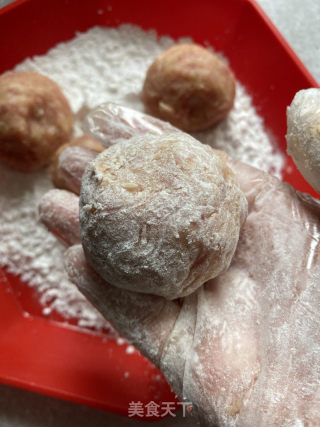 蒸土豆肉丸子的做法步骤：11