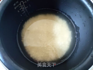 电饭煲腊肉焖饭的做法步骤：5