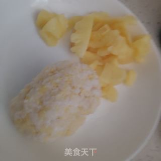 自制菠萝披萨的做法步骤：2