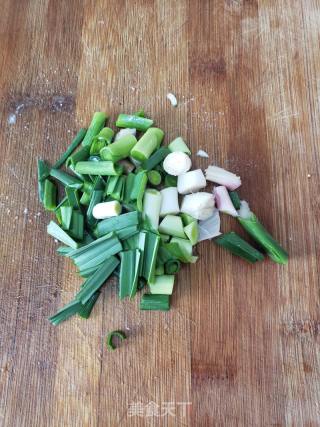 油麦菜炒豆腐的做法步骤：4