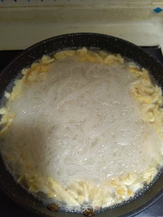 鸡蛋金丝面的做法步骤：5
