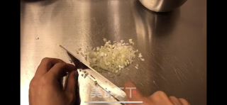 香焗火腿鸡蛋卷的做法步骤：4