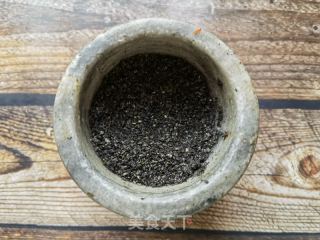 黑芝麻椒盐南瓜花卷的做法步骤：8