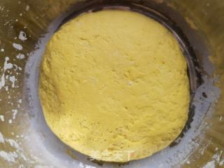 黑芝麻椒盐南瓜花卷的做法步骤：6