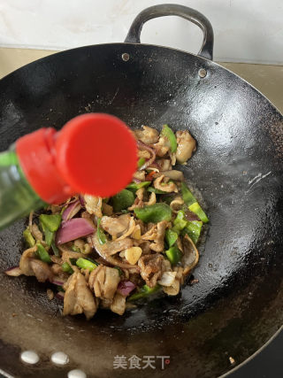 五花肉炒洋葱的做法步骤：9