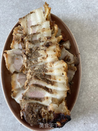烧肉泡菜炒野蒜的做法步骤：3