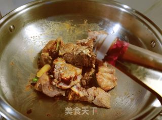 番茄烧排骨的做法步骤：7