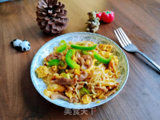 青椒肉丝焖面的做法步骤：14