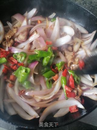 洋葱炒牛肉的做法步骤：5