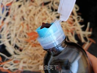豆皮胡萝卜炒韭菜的做法步骤：5