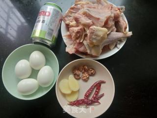啤酒鸡蛋红烧鸡的做法步骤：1