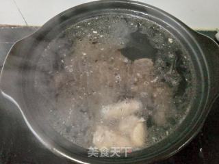 红枣粉条鸡汤的做法步骤：3