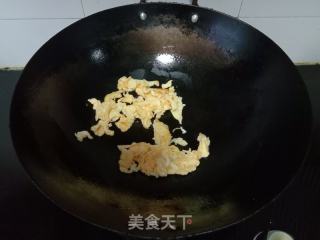 番茄鸡蛋炒波纹面的做法步骤：4