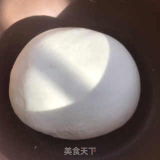 韭菜鸡蛋水饺的做法步骤：1