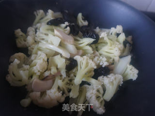 花菜木耳炒肉片的做法步骤：14