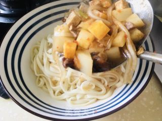 羊肉臊子面的做法步骤：15