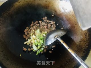 羊肉臊子面的做法步骤：4