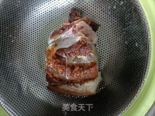 香菇蒸腊肉的做法步骤：3