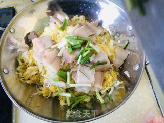 锅仔酸菜白肉的做法步骤：5