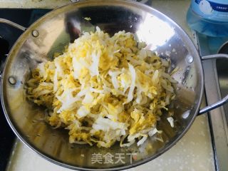 锅仔酸菜白肉的做法步骤：4