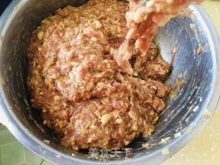 大肉玉米虾饺的做法步骤：1