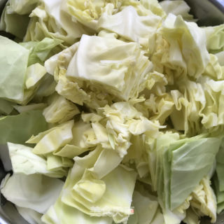 香干炒包菜的做法步骤：2