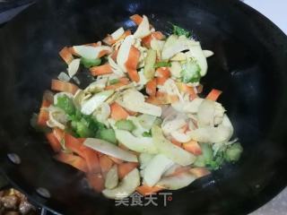 什锦炒年糕的做法步骤：8