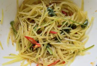 麻辣红油土豆丝的做法步骤：7