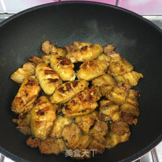 香煎鸡翅五花肉的做法步骤：7