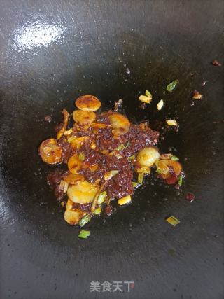 豆瓣酱炒菜花的做法步骤：5