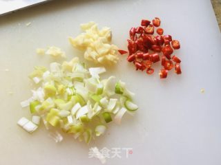 油泼揪面片的做法步骤：1