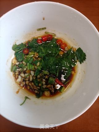 凉拌折耳根的做法步骤：7