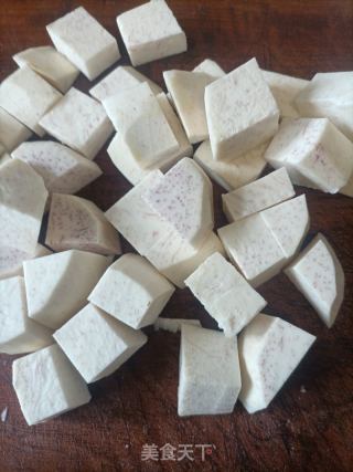 芋头烧鹅肉的做法步骤：4