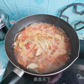 香菇、菠菜汤面的做法步骤：8