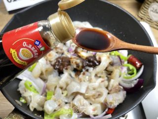 酱爆鱿鱼脖的做法步骤：8