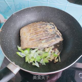 剁椒烧鲅鱼的做法步骤：4