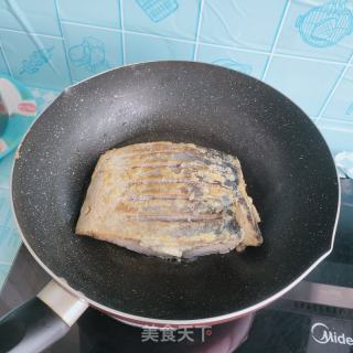 剁椒烧鲅鱼的做法步骤：3