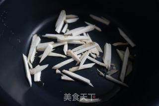 杏鲍菇炒塌菜的做法步骤：3