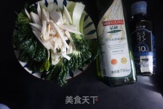 杏鲍菇炒塌菜的做法步骤：1