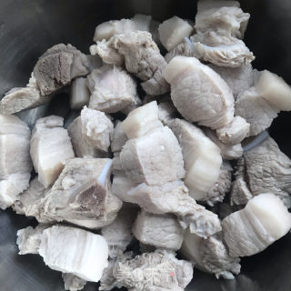 红烧肉的做法步骤：3
