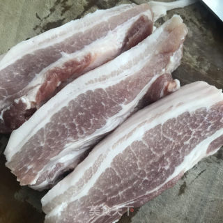 红烧肉的做法步骤：1